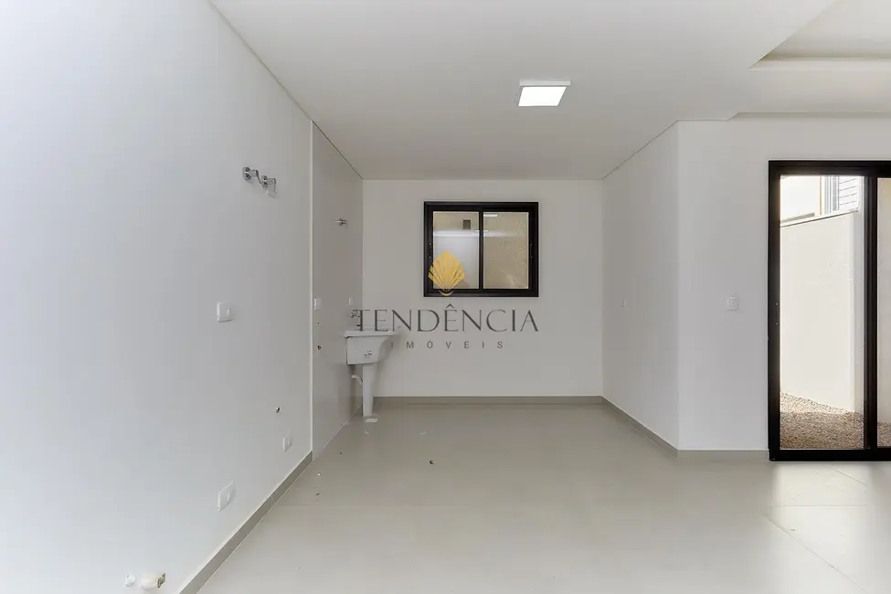 Sobrado com 3 quartos à venda, 108m2 em Boqueirão, Curitiba - PR - imagem 8 Foto 8 de Sobrado com 3 quartos à venda, 108m2 em Boqueirão, Curitiba - PR