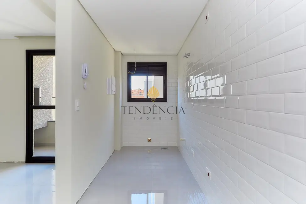 Apartamento com 2 quartos à venda, 48m2 em Centro, Pinhais - PR - imagem 8 Foto 8 de Apartamento com 2 quartos à venda, 48m2 em Centro, Pinhais - PR