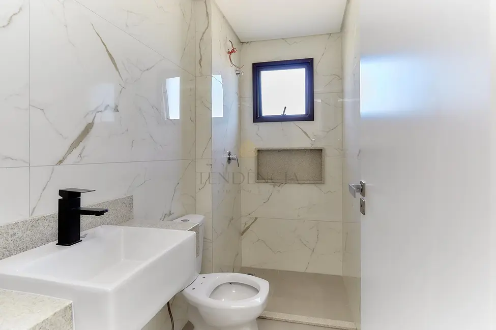 Cobertura com 3 quartos à venda, 104m2 em Centro, Pinhais - PR - imagem 8 Foto 8 de Cobertura com 3 quartos à venda, 104m2 em Centro, Pinhais - PR