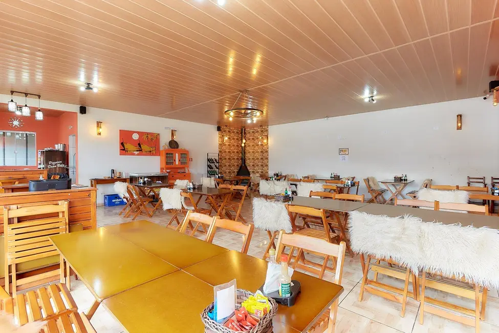 Casa com 1 quarto à venda, 149m2 em Contenda, Sao Jose Dos Pinhais - PR - imagem 3 Foto 3 de Casa com 1 quarto à venda, 149m2 em Contenda, Sao Jose Dos Pinhais - PR