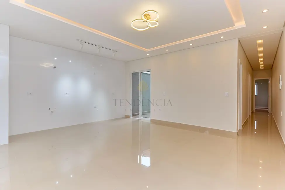 Casa com 3 quartos à venda, 117m2 em Cidade Jardim, Sao Jose Dos Pinhais - PR - imagem 2 Foto 2 de Casa com 3 quartos à venda, 117m2 em Cidade Jardim, Sao Jose Dos Pinhais - PR