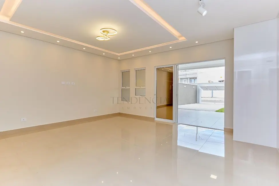 Casa com 3 quartos à venda, 117m2 em Cidade Jardim, Sao Jose Dos Pinhais - PR - imagem 6 Foto 6 de Casa com 3 quartos à venda, 117m2 em Cidade Jardim, Sao Jose Dos Pinhais - PR