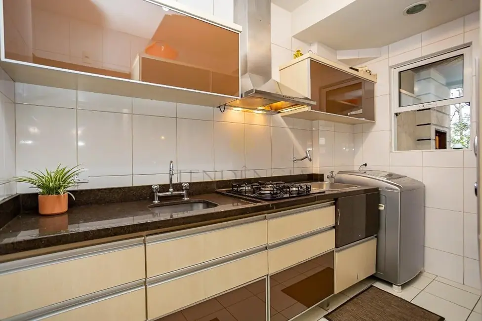 Foto 8 de Apartamento com 3 quartos à venda, 59m2 em Novo Mundo, Curitiba - PR