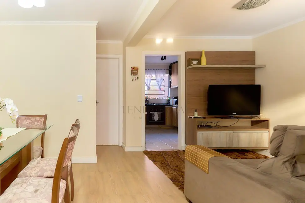 Sobrado com 3 quartos à venda, 110m2 em Boqueirão, Curitiba - PR - imagem 3 Foto 3 de Sobrado com 3 quartos à venda, 110m2 em Boqueirão, Curitiba - PR