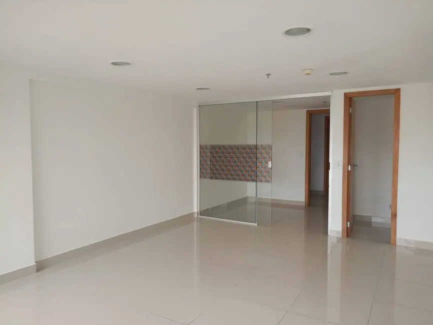 Sala Comercial à venda, 32m2 em Asa Norte, Brasilia - DF - imagem 3 Foto 3 de Sala Comercial à venda, 32m2 em Asa Norte, Brasilia - DF