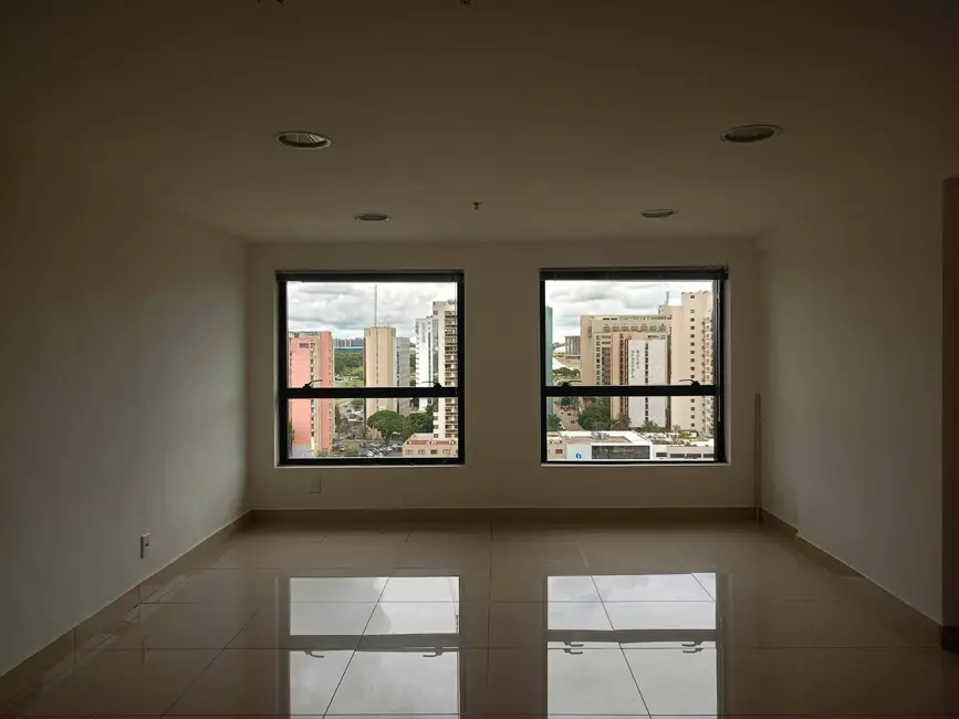 Sala Comercial à venda, 32m2 em Asa Norte, Brasilia - DF - imagem 4 Foto 4 de Sala Comercial à venda, 32m2 em Asa Norte, Brasilia - DF