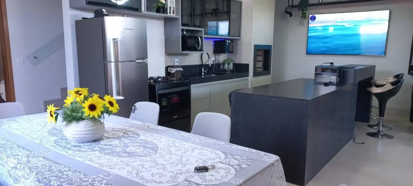 Casa com 3 quartos à venda, 150m2 em Residencial Interlagos, Rio Verde - GO - imagem 5 Foto 5 de Casa com 3 quartos à venda, 150m2 em Residencial Interlagos, Rio Verde - GO