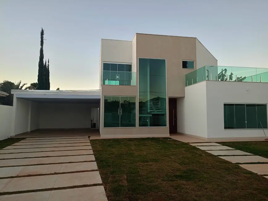 Foto 2 de Casa com 4 quartos à venda, 800m2 em Brasilia - DF