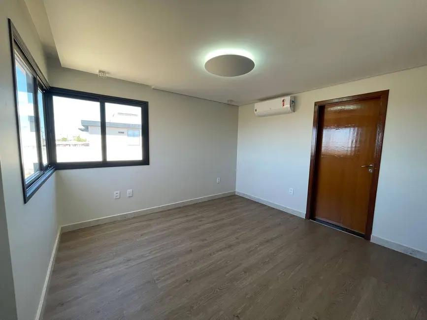 Foto 2 de Casa com 6 quartos à venda, 850m2 em Setor Habitacional Jardim Botânico, Brasilia - DF