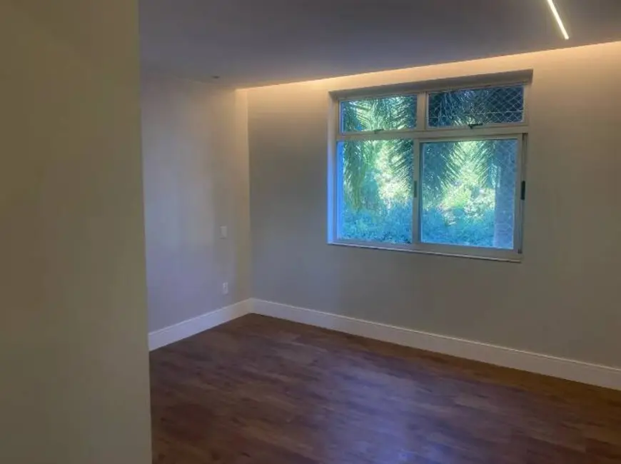 Apartamento com 3 quartos à venda, 173m2 em Asa Sul, Brasilia - DF - imagem 8 Foto 8 de Apartamento com 3 quartos à venda, 173m2 em Asa Sul, Brasilia - DF