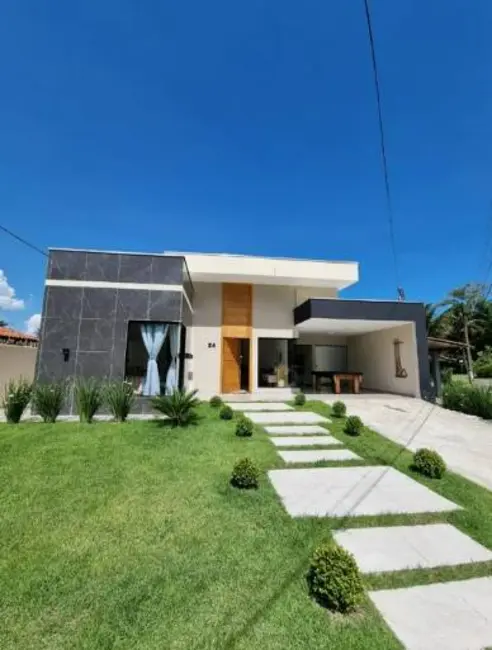 Foto 1 de Casa com 6 quartos à venda, 500m2 em Frade (Cunhambebe), Angra Dos Reis - RJ