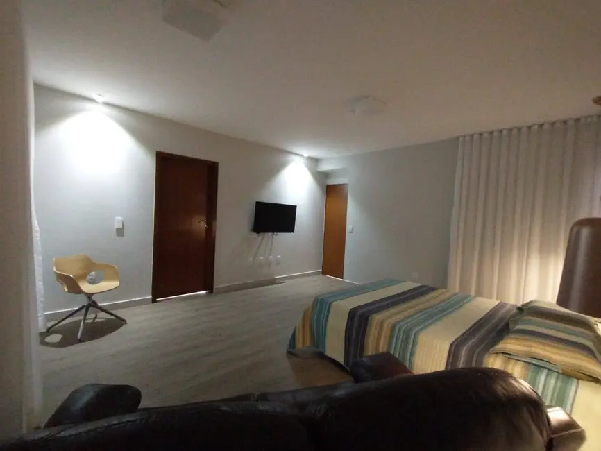 Casa com 5 quartos à venda, 534m2 em Setor Habitacional Jardim Botânico, Brasilia - DF - imagem 8 Foto 8 de Casa com 5 quartos à venda, 534m2 em Setor Habitacional Jardim Botânico, Brasilia - DF