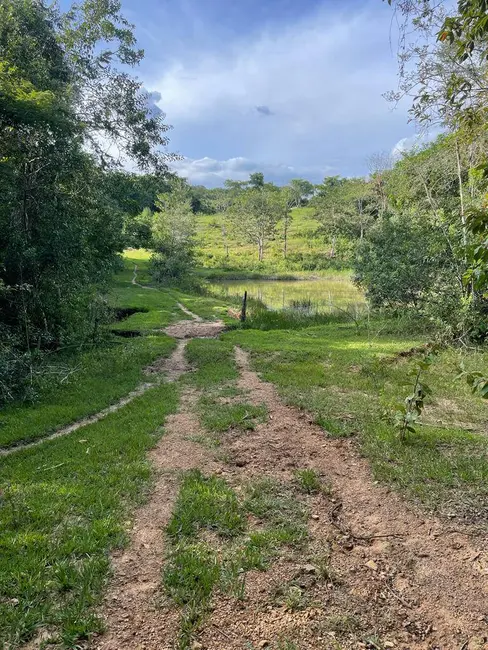 Foto 1 de Fazenda / Haras à venda, 24m2 em Centro, Luziania - GO