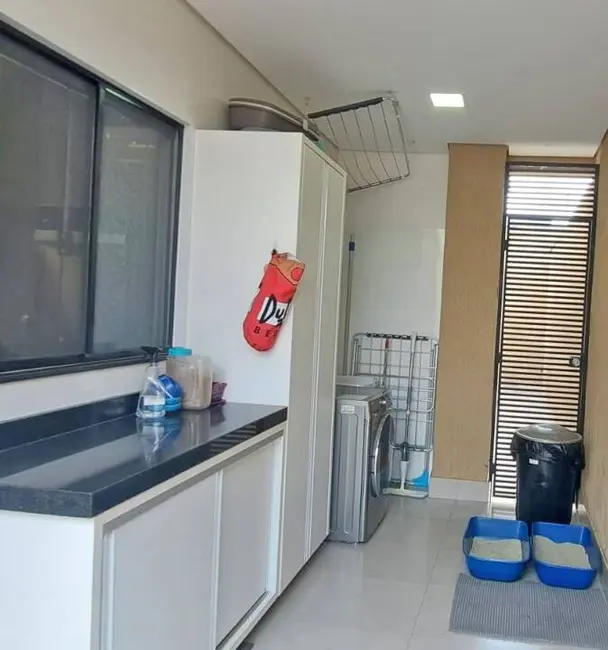 Casa de Condomínio com 3 quartos à venda, 317m2 em Setor Habitacional Arniqueira (Águas Claras), Brasilia - DF - imagem 9 Foto 9 de Casa de Condomínio com 3 quartos à venda, 317m2 em Setor Habitacional Arniqueira (Águas Claras), Brasilia - DF