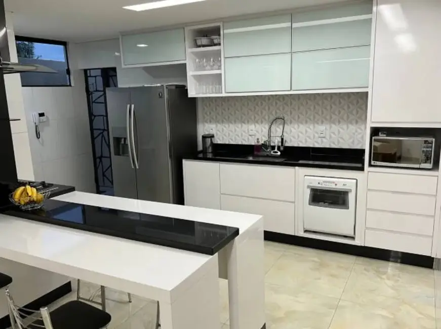 Casa de Condomínio com 3 quartos à venda em Setor Habitacional Arniqueira (Águas Claras), Brasilia - DF - imagem 7 Foto 7 de Casa de Condomínio com 3 quartos à venda em Setor Habitacional Arniqueira (Águas Claras), Brasilia - DF