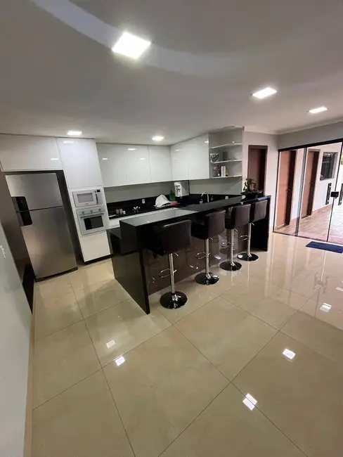 Foto 4 de Casa de Condomínio com 4 quartos à venda, 625m2 em Condomínio Privê Lucena Roriz (Ceilândia), Brasilia - DF