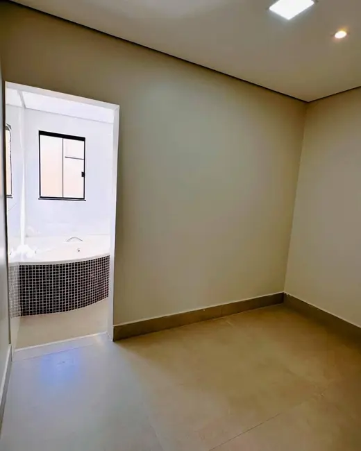 Casa de Condomínio com 3 quartos à venda, 470m2 em Setor Habitacional Vicente Pires, Brasilia - DF - imagem 9 Foto 9 de Casa de Condomínio com 3 quartos à venda, 470m2 em Setor Habitacional Vicente Pires, Brasilia - DF