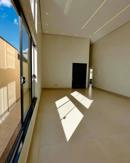 Casa de Condomínio com 3 quartos à venda, 470m2 em Setor Habitacional Vicente Pires, Brasilia - DF - imagem 4 Foto 4 de Casa de Condomínio com 3 quartos à venda, 470m2 em Setor Habitacional Vicente Pires, Brasilia - DF