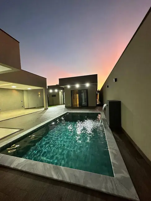 Casa de Condomínio com 4 quartos à venda, 480m2 em Setor Habitacional Vicente Pires, Brasilia - DF - imagem 4 Foto 4 de Casa de Condomínio com 4 quartos à venda, 480m2 em Setor Habitacional Vicente Pires, Brasilia - DF