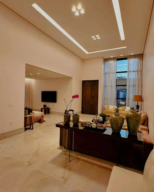 Casa com 3 quartos à venda, 450m2 em Setor Habitacional Vicente Pires, Brasilia - DF - imagem 4 Foto 4 de Casa com 3 quartos à venda, 450m2 em Setor Habitacional Vicente Pires, Brasilia - DF