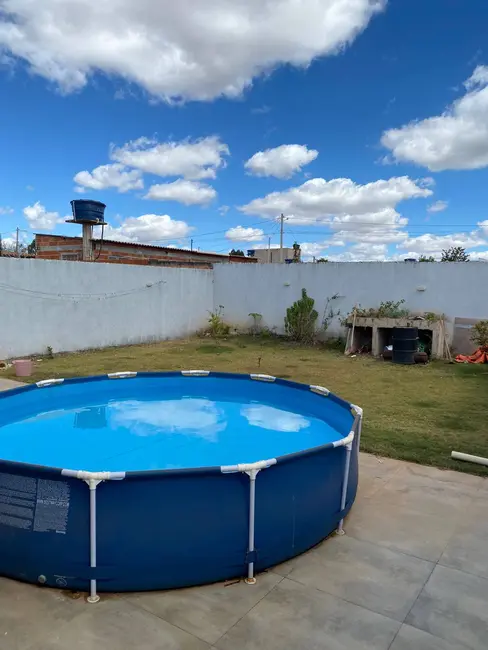 Casa com 3 quartos à venda, 400m2 em Taguatinga Norte (Taguatinga), Brasilia - DF - imagem 3 Foto 3 de Casa com 3 quartos à venda, 400m2 em Taguatinga Norte (Taguatinga), Brasilia - DF