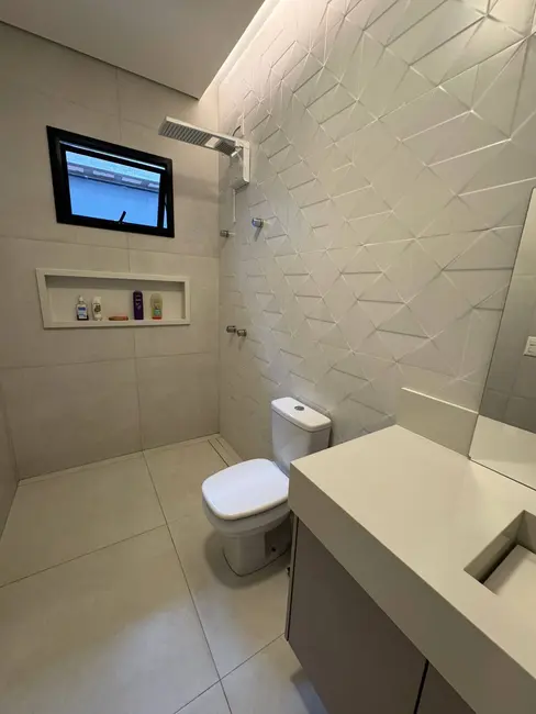 Casa de Condomínio com 3 quartos à venda, 380m2 em Setor Habitacional Vicente Pires, Brasilia - DF - imagem 7 Foto 7 de Casa de Condomínio com 3 quartos à venda, 380m2 em Setor Habitacional Vicente Pires, Brasilia - DF