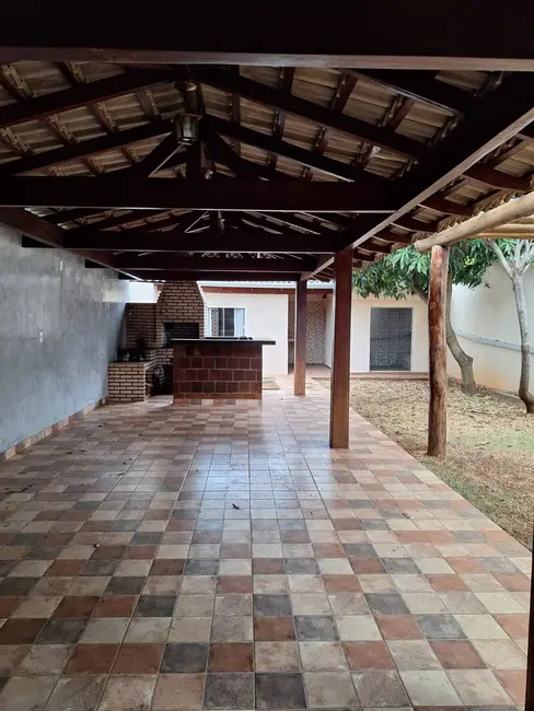 Casa com 3 quartos à venda, 450m2 em Setor Habitacional Vicente Pires, Brasilia - DF - imagem 4 Foto 4 de Casa com 3 quartos à venda, 450m2 em Setor Habitacional Vicente Pires, Brasilia - DF