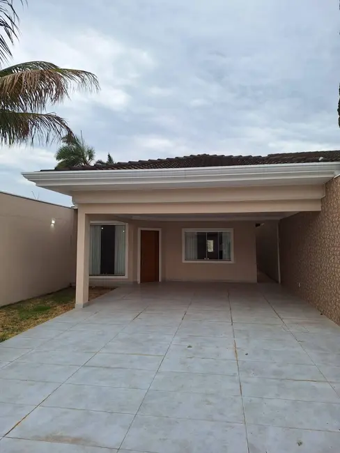 Casa com 3 quartos à venda, 450m2 em Setor Habitacional Vicente Pires, Brasilia - DF - imagem 1 Foto 1 de Casa com 3 quartos à venda, 450m2 em Setor Habitacional Vicente Pires, Brasilia - DF