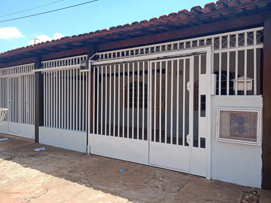 Foto 1 de Casa com 3 quartos à venda, 300m2 em Taguatinga Norte (Taguatinga), Brasilia - DF