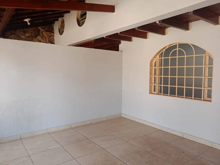 Foto 6 de Casa com 3 quartos à venda, 300m2 em Taguatinga Norte (Taguatinga), Brasilia - DF