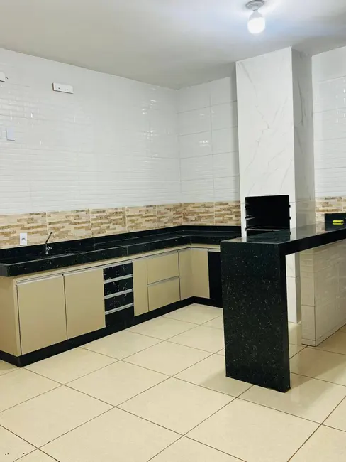 Foto 1 de Casa com 3 quartos à venda, 330m2 em Caldas Novas - GO