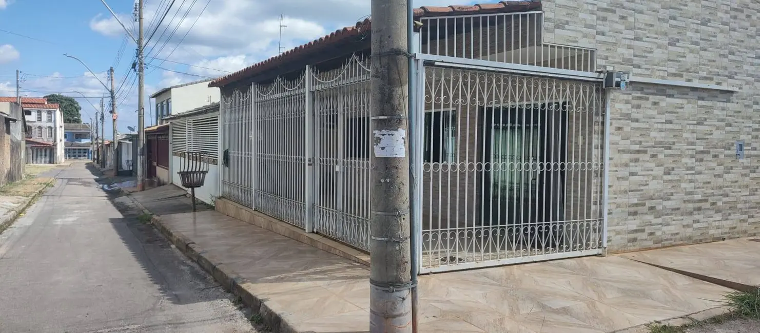 Casa com 4 quartos à venda, 157m2 em Setor Norte (Gama), Brasilia - DF - imagem 5 Foto 5 de Casa com 4 quartos à venda, 157m2 em Setor Norte (Gama), Brasilia - DF