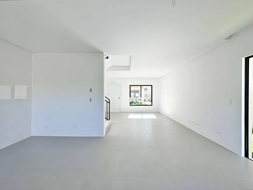 Foto 2 de Casa com 3 quartos à venda, 160m2 em Boa Vista, Curitiba - PR