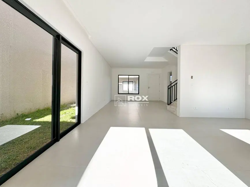 Foto 4 de Casa com 3 quartos à venda, 160m2 em Boa Vista, Curitiba - PR