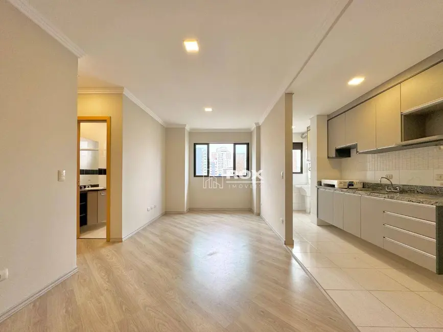 Foto 6 de Apartamento com 3 quartos à venda, 218m2 em Cristo Rei, Curitiba - PR