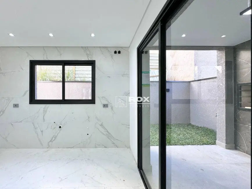 Casa de Condomínio com 3 quartos à venda, 201m2 em Santa Cândida, Curitiba - PR - imagem 6 Foto 6 de Casa de Condomínio com 3 quartos à venda, 201m2 em Santa Cândida, Curitiba - PR