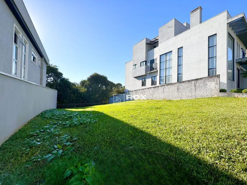 Terreno / Lote à venda, 327m2 em São Braz, Curitiba - PR - imagem 5 Foto 5 de Terreno / Lote à venda, 327m2 em São Braz, Curitiba - PR