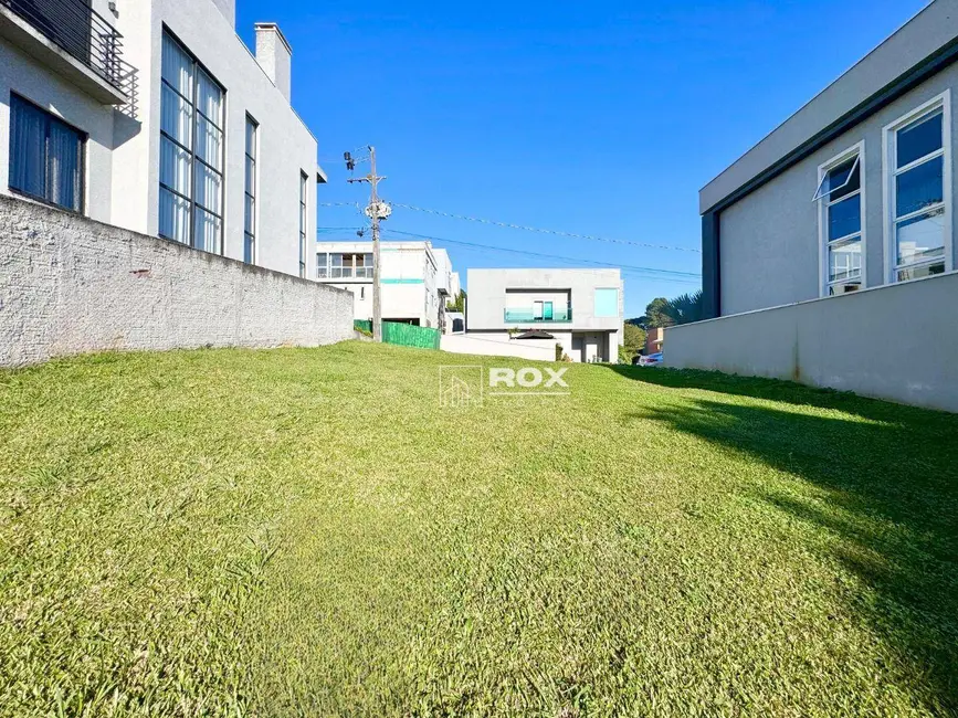 Terreno / Lote à venda, 327m2 em São Braz, Curitiba - PR - imagem 2 Foto 2 de Terreno / Lote à venda, 327m2 em São Braz, Curitiba - PR