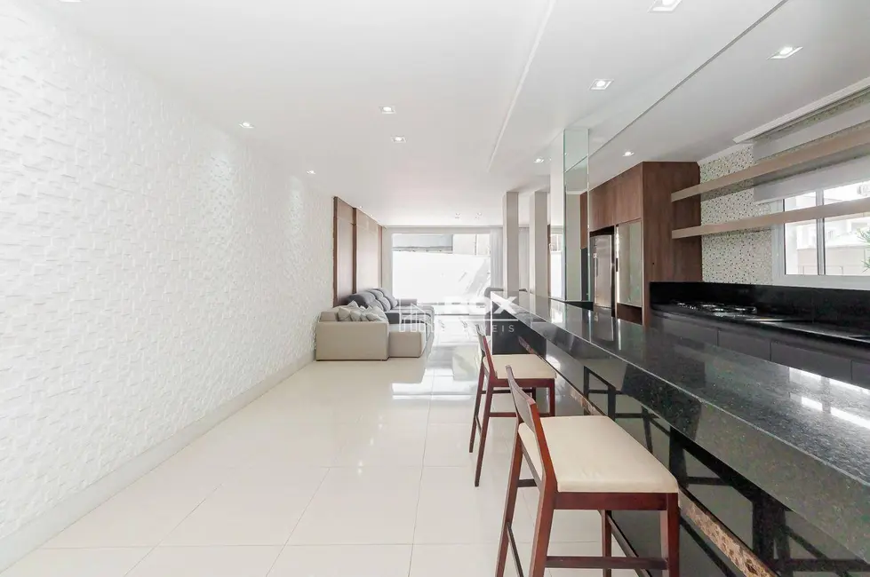 Casa de Condomínio com 4 quartos à venda, 392m2 em Santa Felicidade, Curitiba - PR - imagem 9 Foto 9 de Casa de Condomínio com 4 quartos à venda, 392m2 em Santa Felicidade, Curitiba - PR