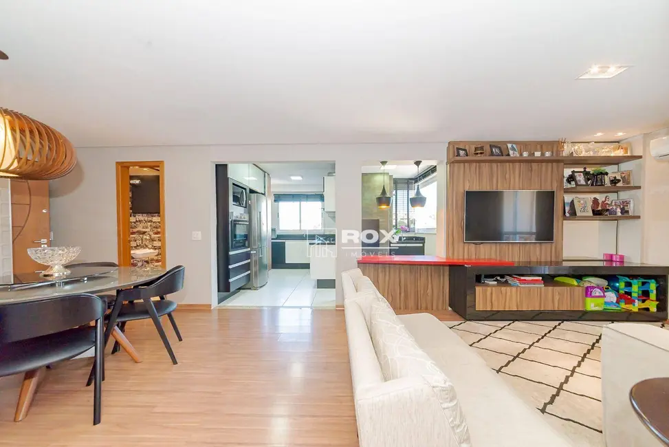 Foto 3 de Apartamento com 3 quartos à venda, 105m2 em Batel, Curitiba - PR