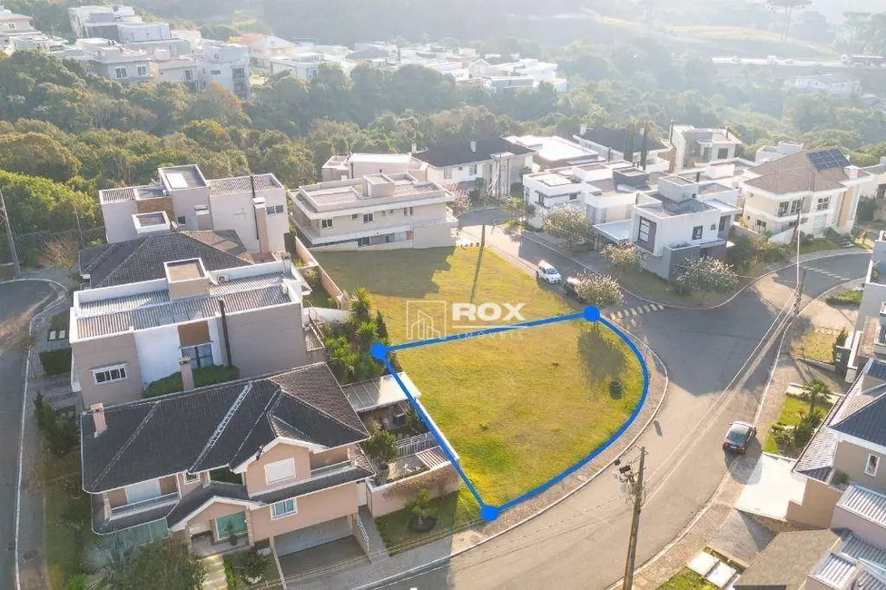 Foto 1 de Terreno / Lote à venda, 486m2 em Butiatuvinha, Curitiba - PR