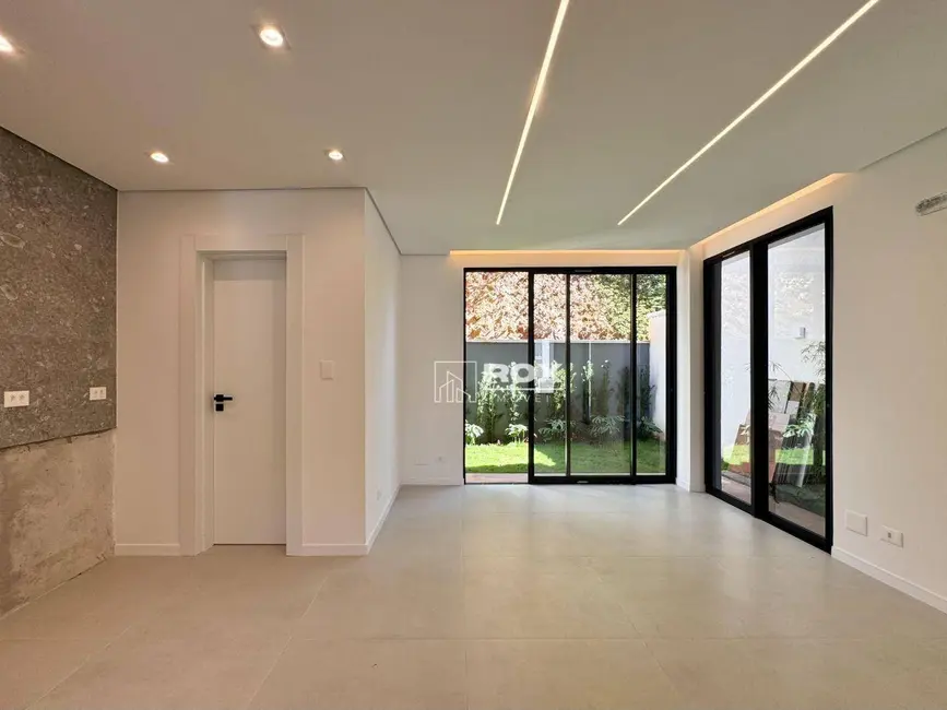 Foto 6 de Casa de Condomínio com 3 quartos à venda, 120m2 em Santa Cândida, Curitiba - PR