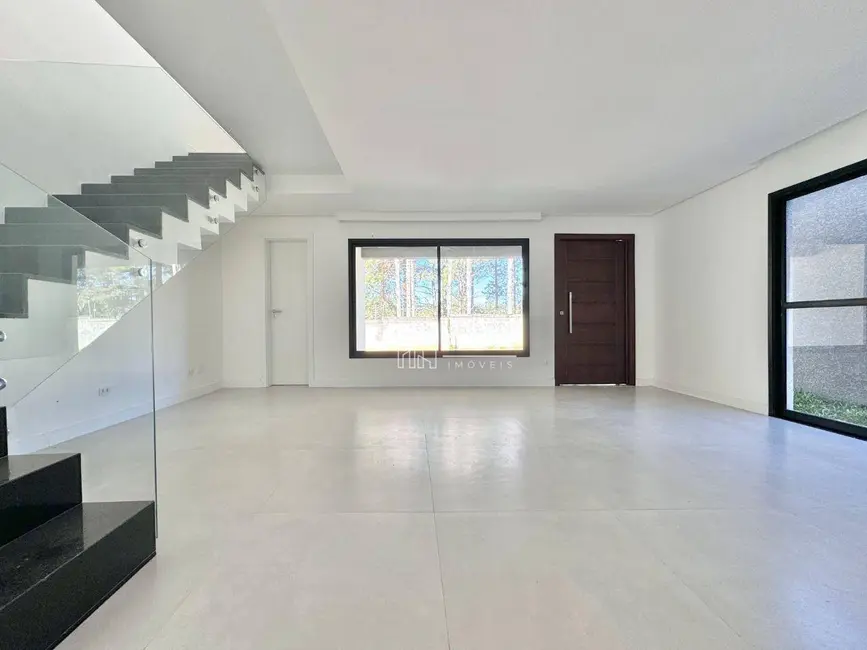Foto 2 de Casa de Condomínio com 3 quartos à venda, 136m2 em Santa Cândida, Curitiba - PR