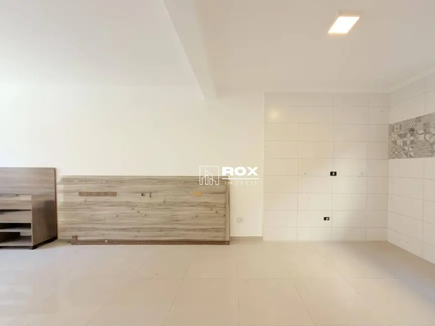 Sobrado com 3 quartos à venda, 127m2 em Pilarzinho, Curitiba - PR - imagem 9 Foto 9 de Sobrado com 3 quartos à venda, 127m2 em Pilarzinho, Curitiba - PR