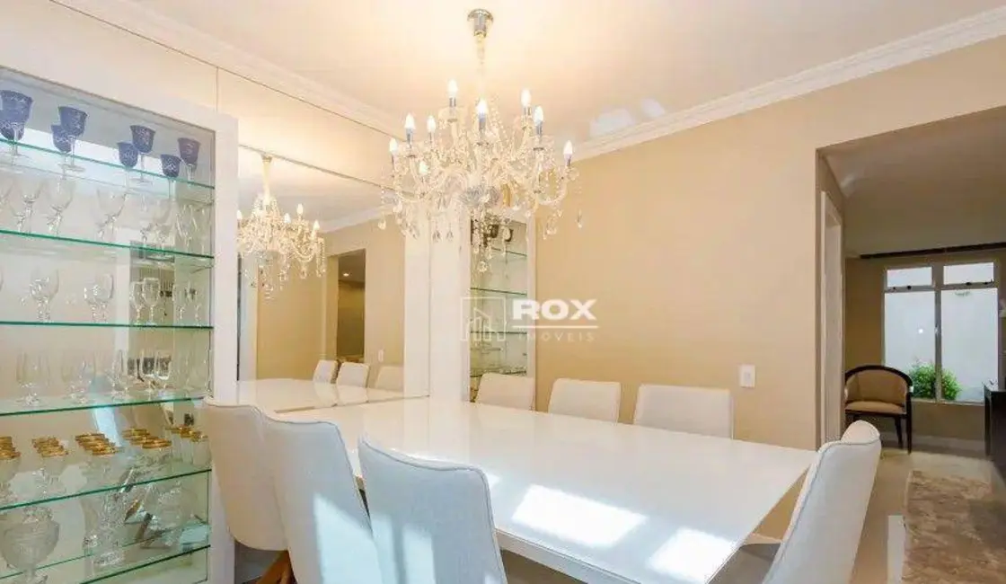 Sobrado com 3 quartos à venda, 122m2 em São Braz, Curitiba - PR - imagem 5 Foto 5 de Sobrado com 3 quartos à venda, 122m2 em São Braz, Curitiba - PR