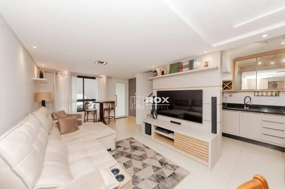 Foto 9 de Sobrado com 3 quartos à venda, 104m2 em Santa Cândida, Curitiba - PR