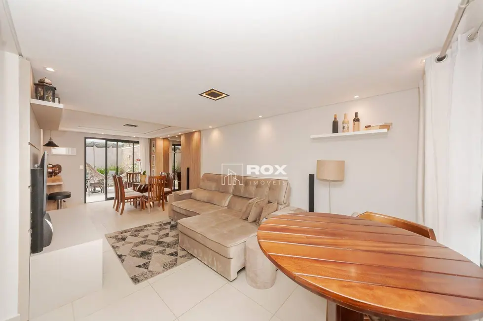 Foto 4 de Sobrado com 3 quartos à venda, 104m2 em Santa Cândida, Curitiba - PR