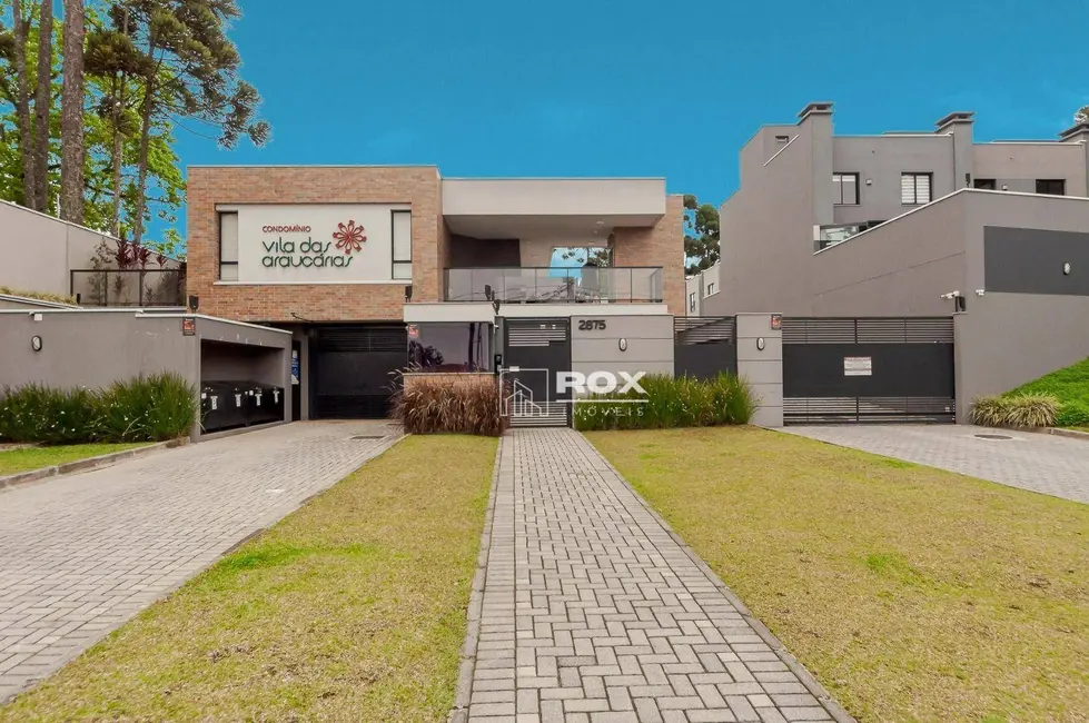 Foto 2 de Sobrado com 3 quartos à venda, 104m2 em Santa Cândida, Curitiba - PR