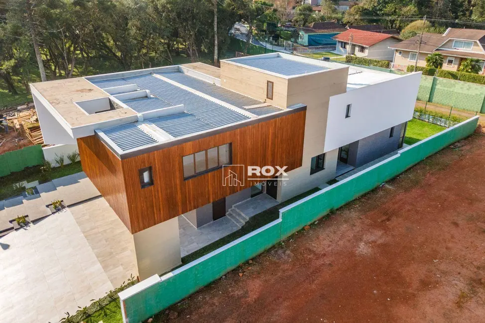 Casa com 4 quartos à venda, 2578m2 em Curitiba - PR - imagem 5 Foto 5 de Casa com 4 quartos à venda, 2578m2 em Curitiba - PR