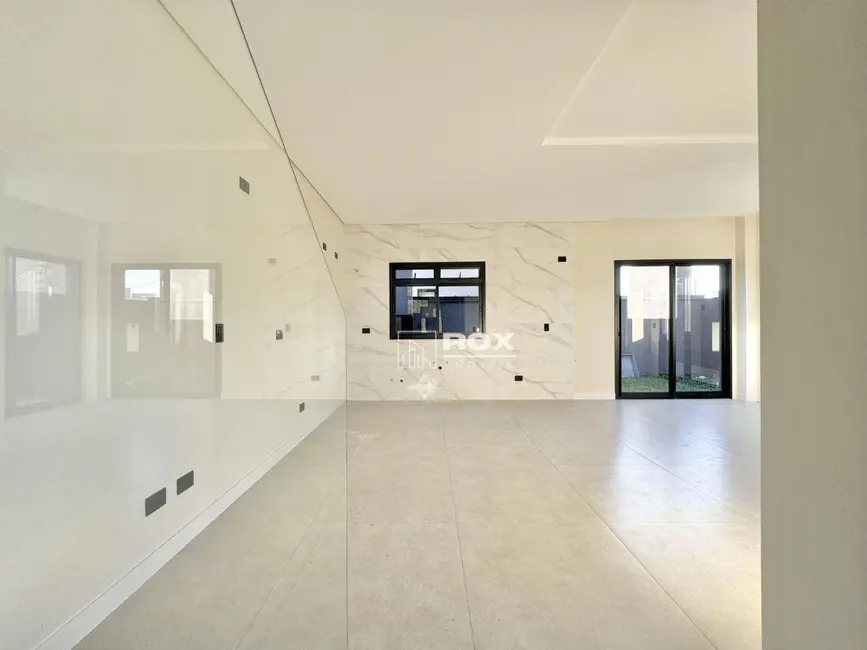 Foto 2 de Casa de Condomínio com 3 quartos à venda, 142m2 em Santa Cândida, Curitiba - PR